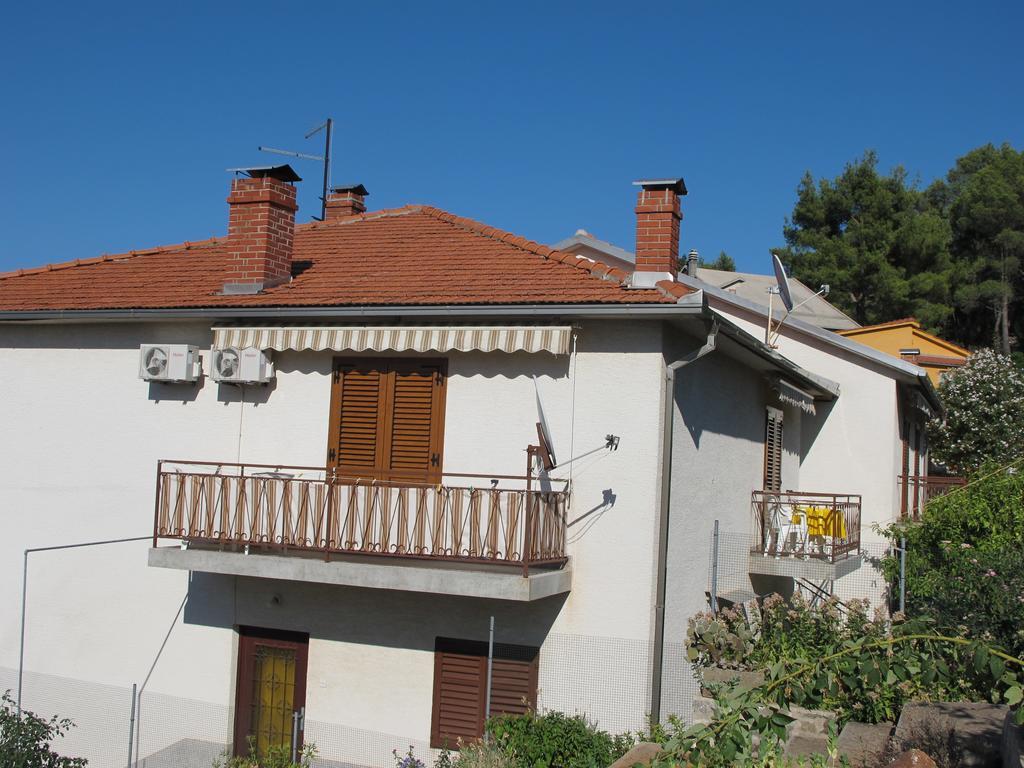 Guest house Guest House Jelsa 3*